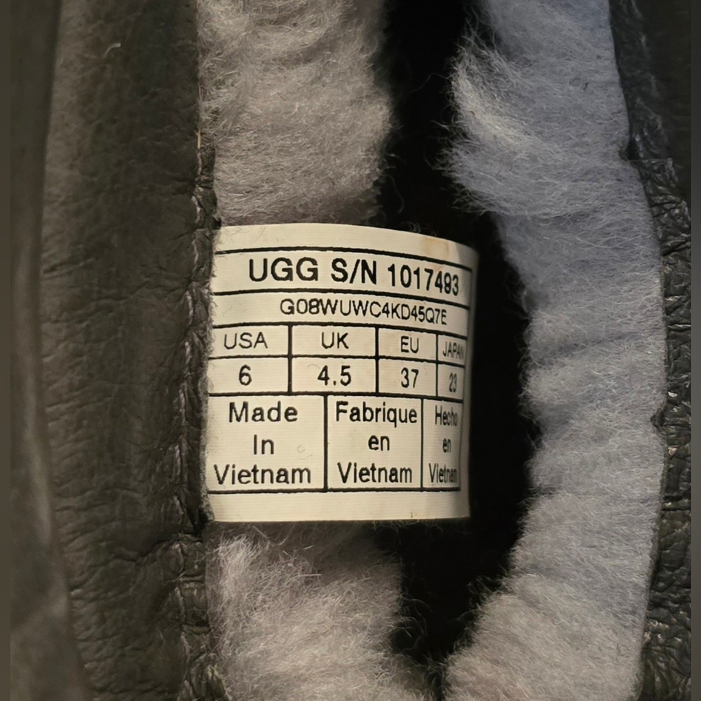 Ugg Women's Viki Waterproof Boots - Picture 8 of 8